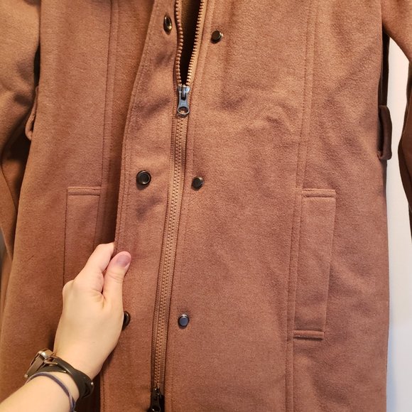 BNWT Waterproof Trench-style Camel Coat with Detachable Hood, size small - Picture 10 of 16